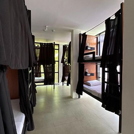 Dayon Hostel Coron Exterior photo