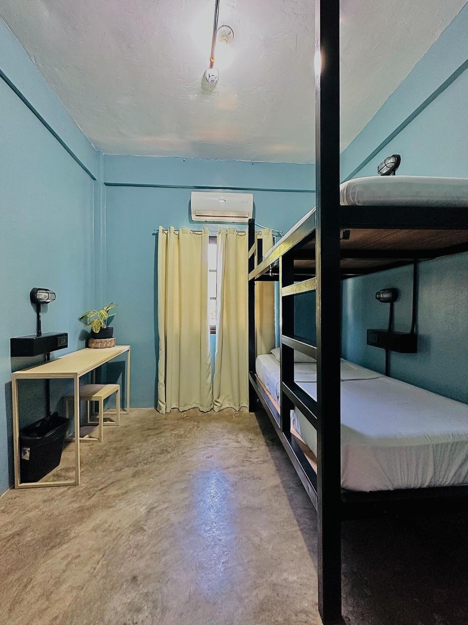 Dayon Hostel Coron Exterior photo